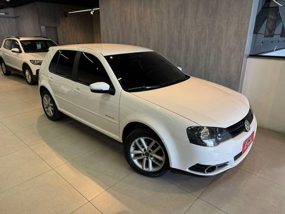 VOLKSWAGEN GOLF 1.6 MI SPORTLINE 8V FLEX 4P MANUAL VOLKSWAGEN GOLF 1.6 MI SPORTLINE 8V FLEX 4P MANUAL
